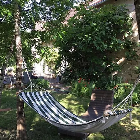 Casa de Férias De Charme 6 Pers Avec Prive, Climatisees Faycelles