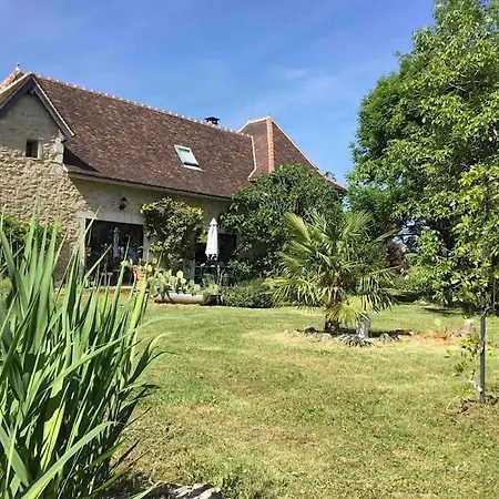 Casa de Férias De Charme 6 Pers Avec Prive, Climatisees