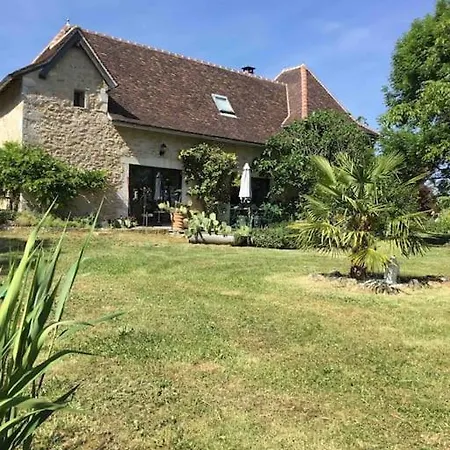 De Charme 6 Pers Avec Prive, Climatisees Casa de Férias *