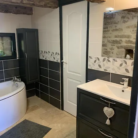 De Charme 6 Pers Avec Prive * Faycelles