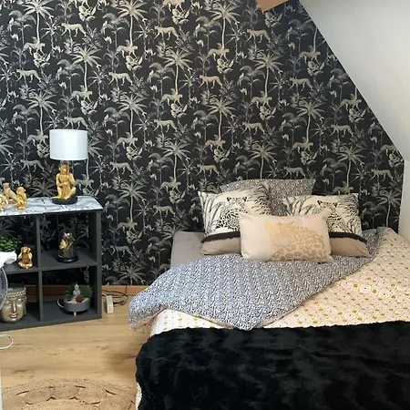 De Charme 6 Pers Avec Prive, Climatisees Casa de Férias Faycelles