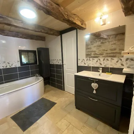 De Charme 6 Pers Avec Prive, Climatisees Casa de Férias