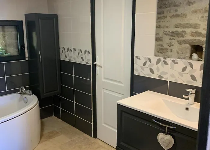 De Charme 6 Pers Avec Prive * Faycelles